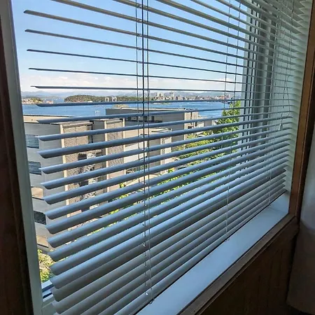 Large With Fantastic View Apartment *